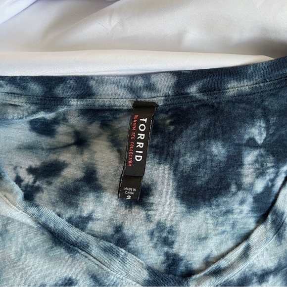 Torrid Blue Tie Dye Tee - Picture 2 of 4